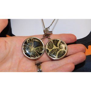 Lace Glass Pendant Necklace